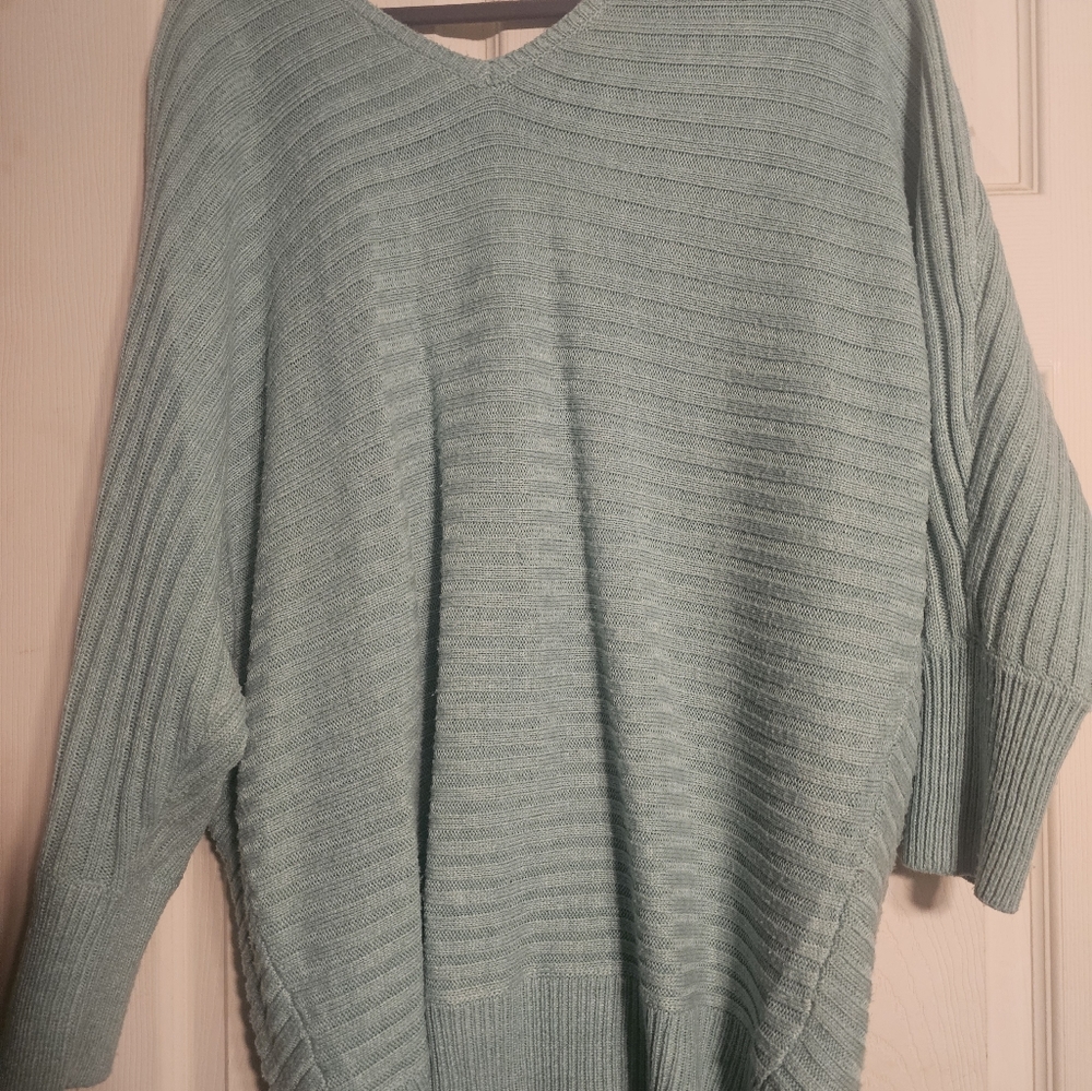 Sweater - Picture 2 of 2